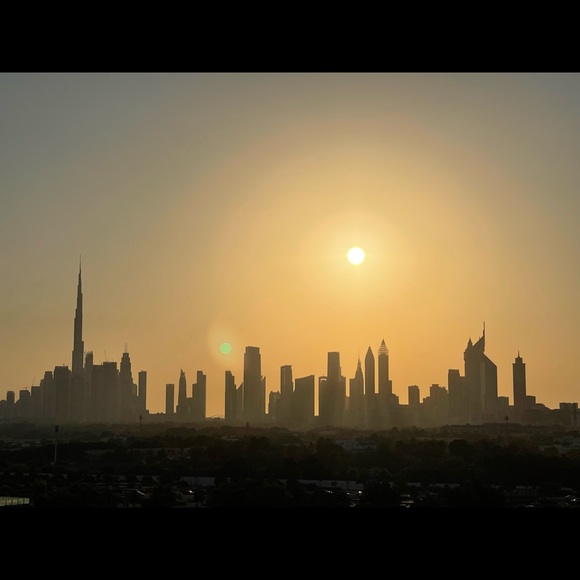 Meet your Posher, Danielle - Picture 6 of 6